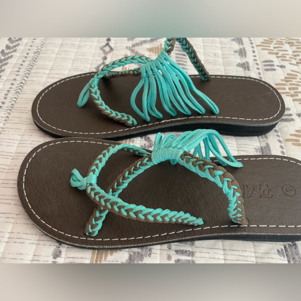 Plaka - Size 7 - Picture 3 of 8